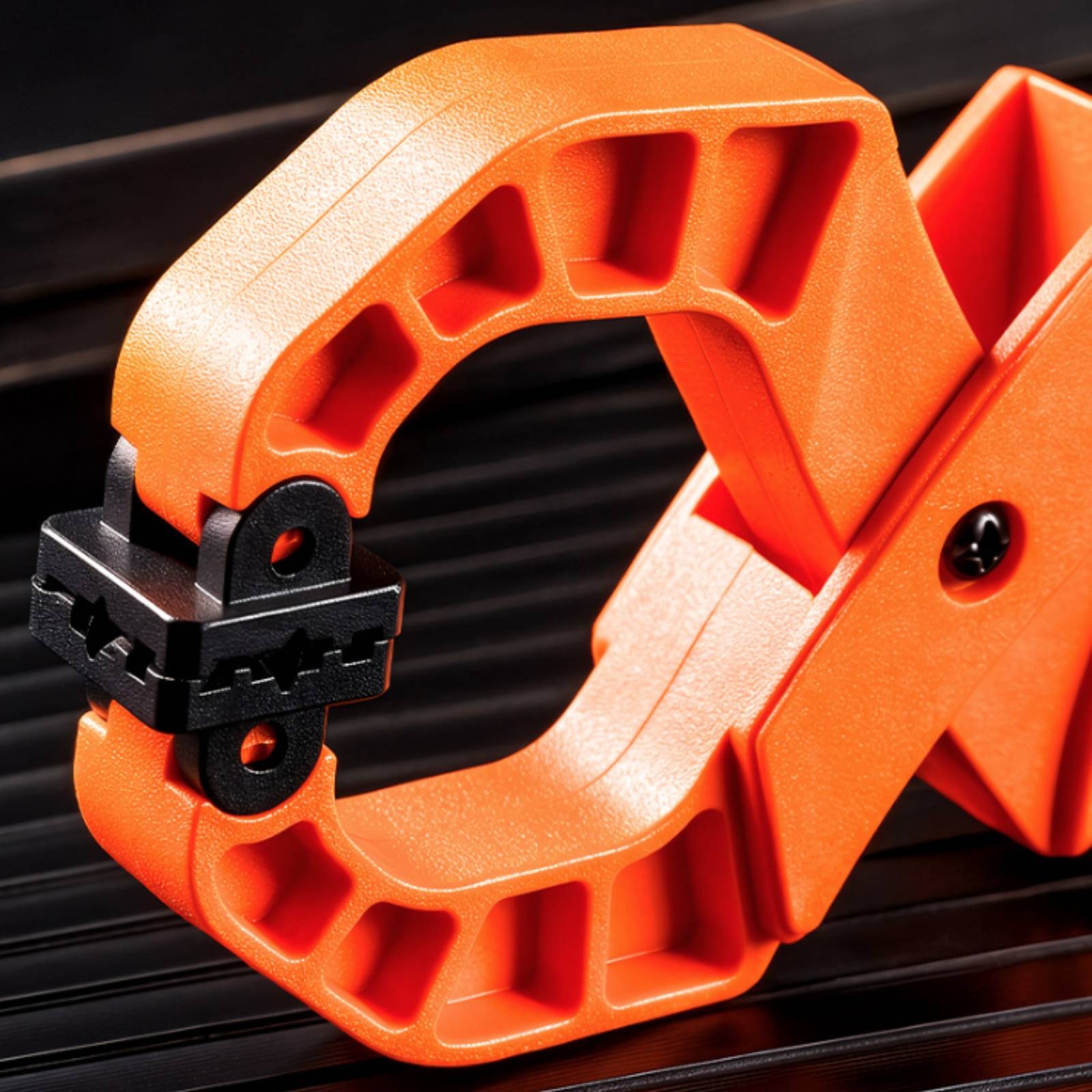 Woodworking Workshop - Nylon Woodworking Clamp 8 Inch Woodworking